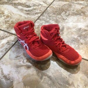 BOYS ASICS MATFLEX WRESTLING SHOES SIZE 2